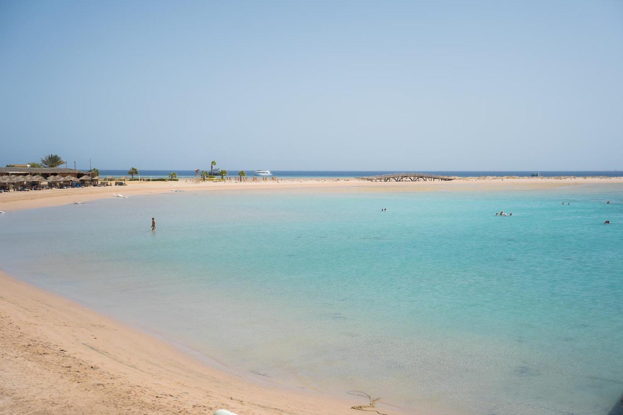 The Cascades Golf Resort, Spa & Thalasso Soma Bay Exterior photo El Alamein