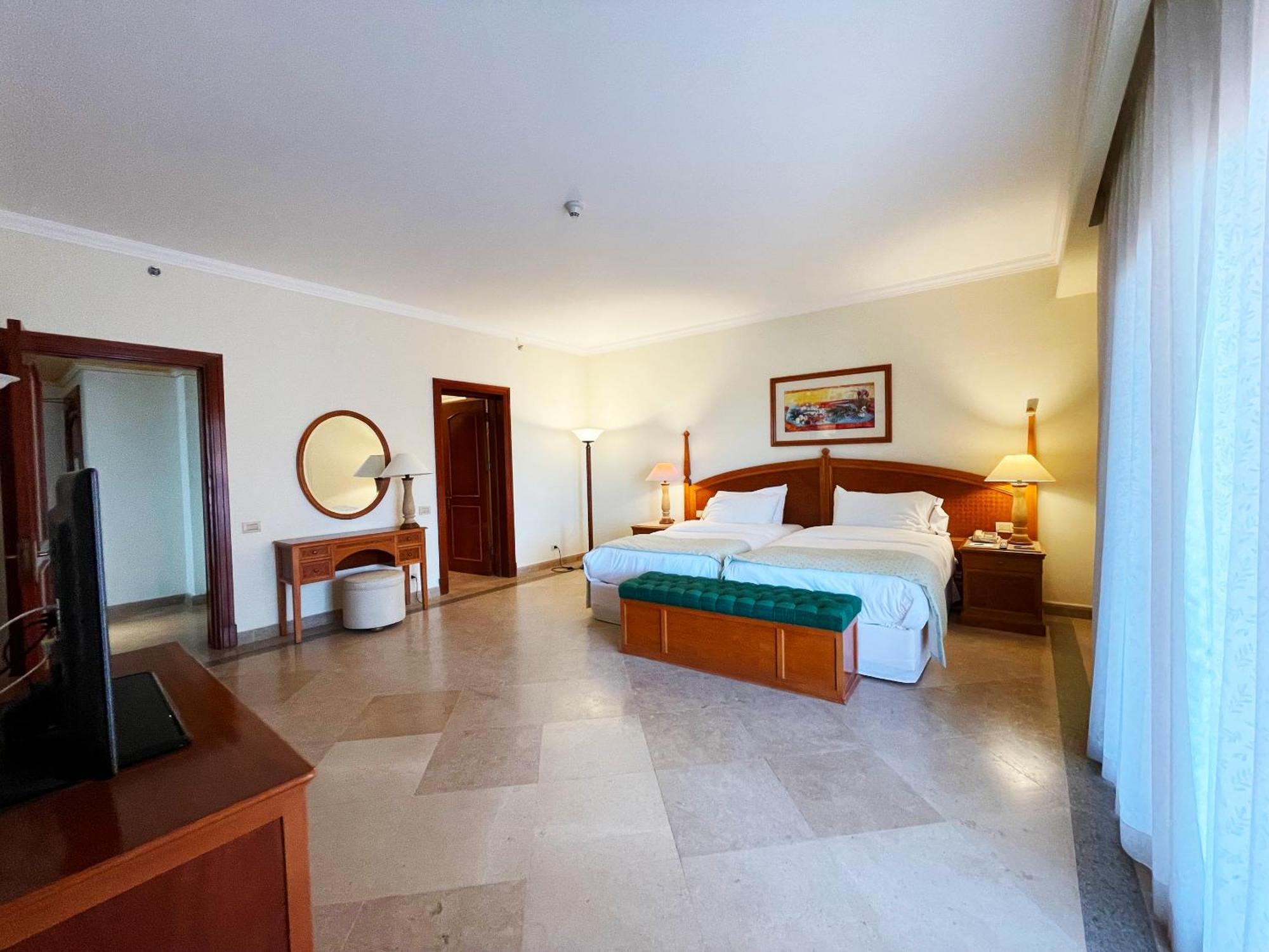 The Cascades Golf Resort, Spa & Thalasso Soma Bay Exterior photo